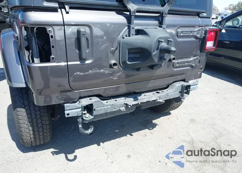 2022 Jeep Wrangler Unlimited Sahara 4X4 from USA, damaged, VIN 1C4HJXEM9NW243895